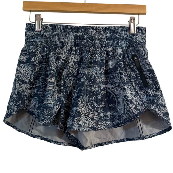 Lululemon Tracker Short V *4" Eternal Wave Starlight Black Size 8 - Picture 4 of 14